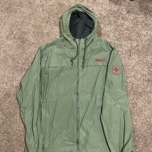 Mens. Columbia zip up jacket with hood. Size X-Large
